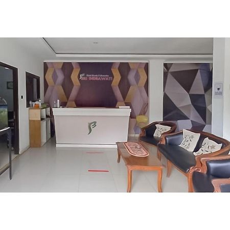 Hotel Sri Indrawati Puncak Mitra Reddoorz Bogor Exterior photo